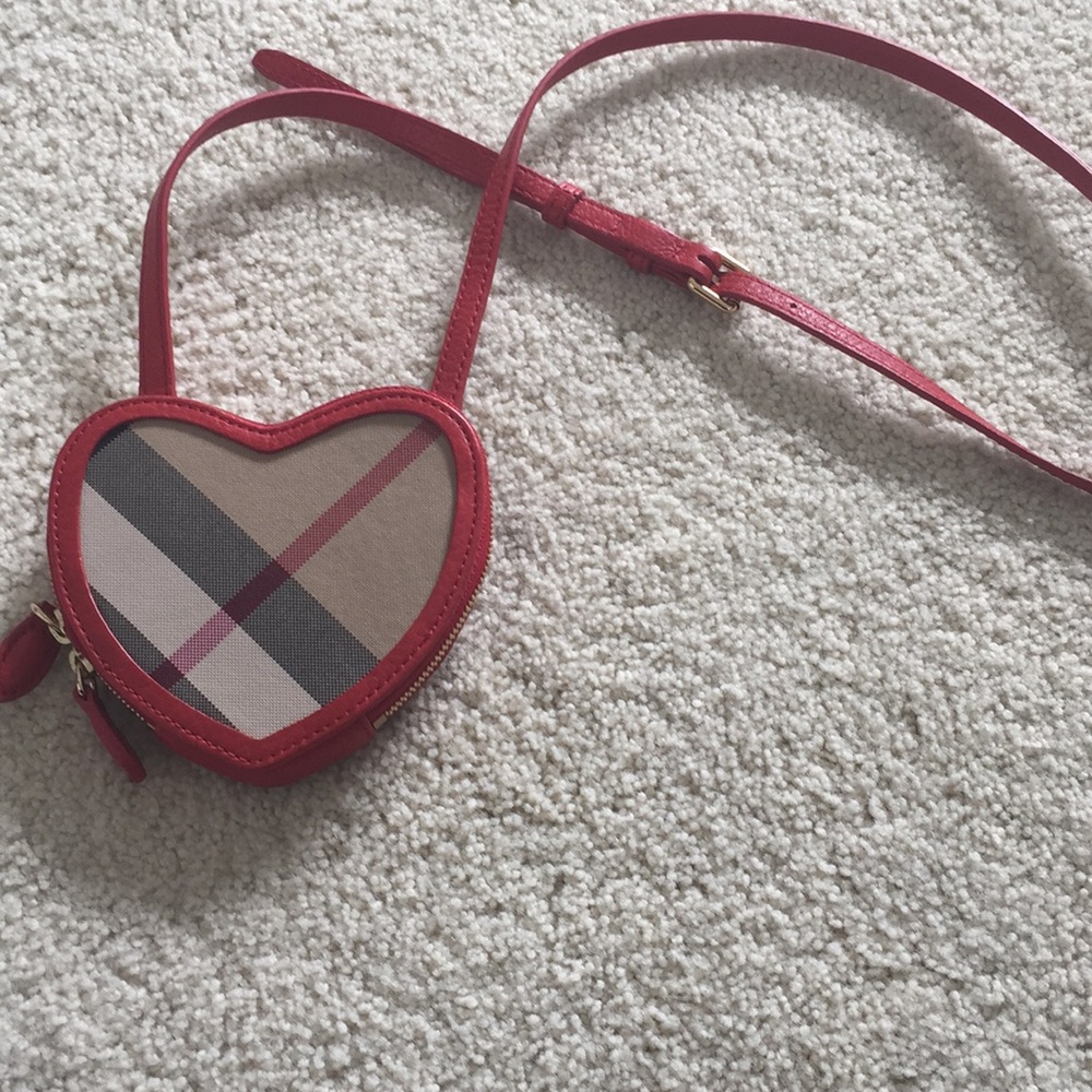 Burberry heart shaped bag!
